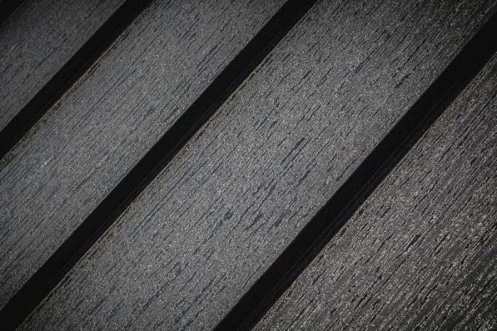 Aktualności - Panel dachowy Retro Pladur Relief Wood – nowość w ofercie firmy Blachotrapez