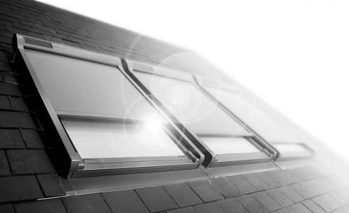 Aktualności - Nawiewnik antysmogowy w oknach dachowych. Ochrona poddasza przed smogiem